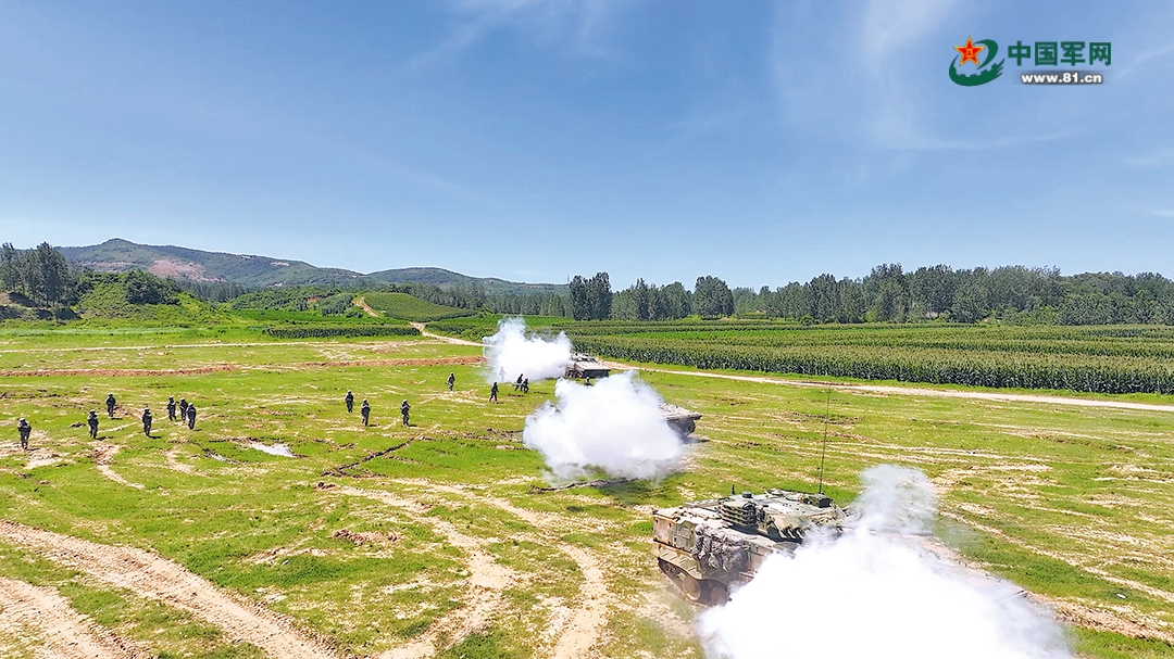 一堂教育课同一个连队的3名官兵为何上课地点各不同？